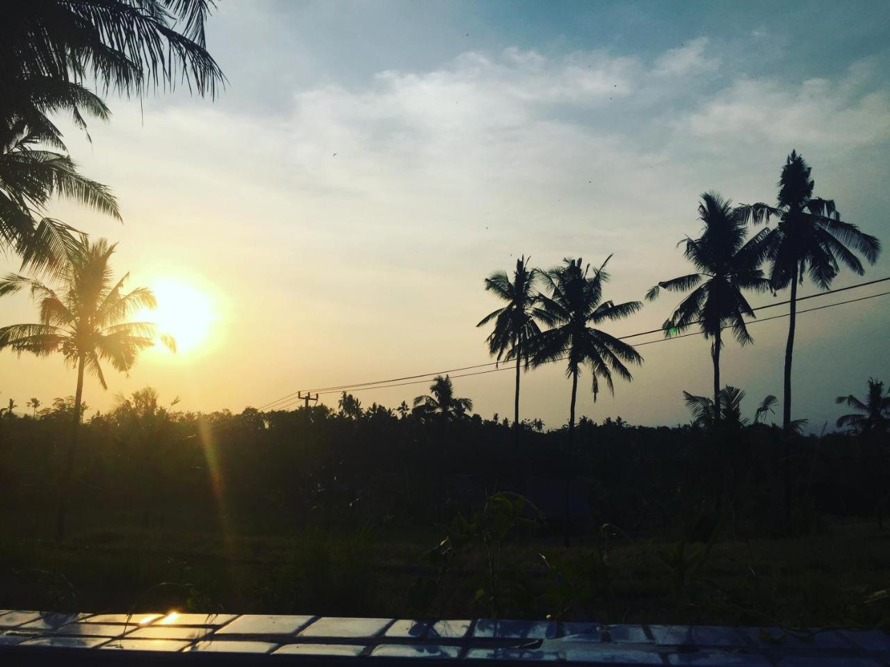 فندق Lafyu Bali سينغاراجا المظهر الخارجي الصورة