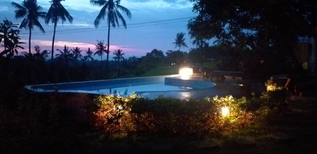 فندق Lafyu Bali سينغاراجا المظهر الخارجي الصورة